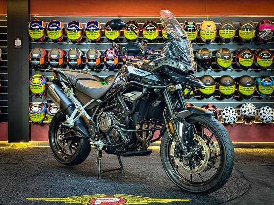 TRIUMPH TIGER 900 GT 